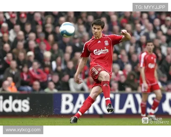 克鲁伊夫历史评价：足球理念革新者与现代战术奠基人